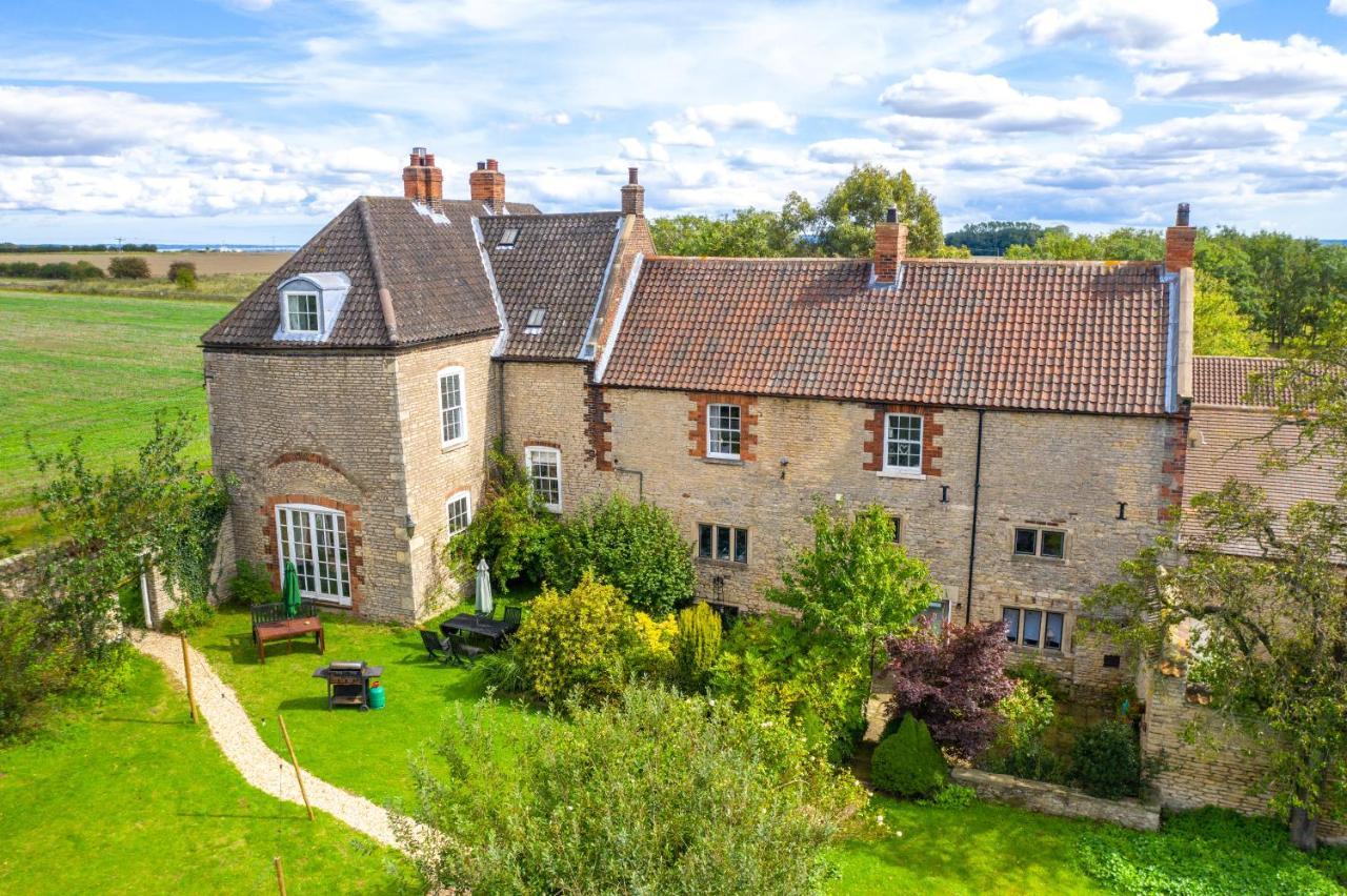 Sawcliffe Manor Country House With Spa, Free Parking, Catering, Self Checkin, Farmstay Scunthorpe Exterior photo