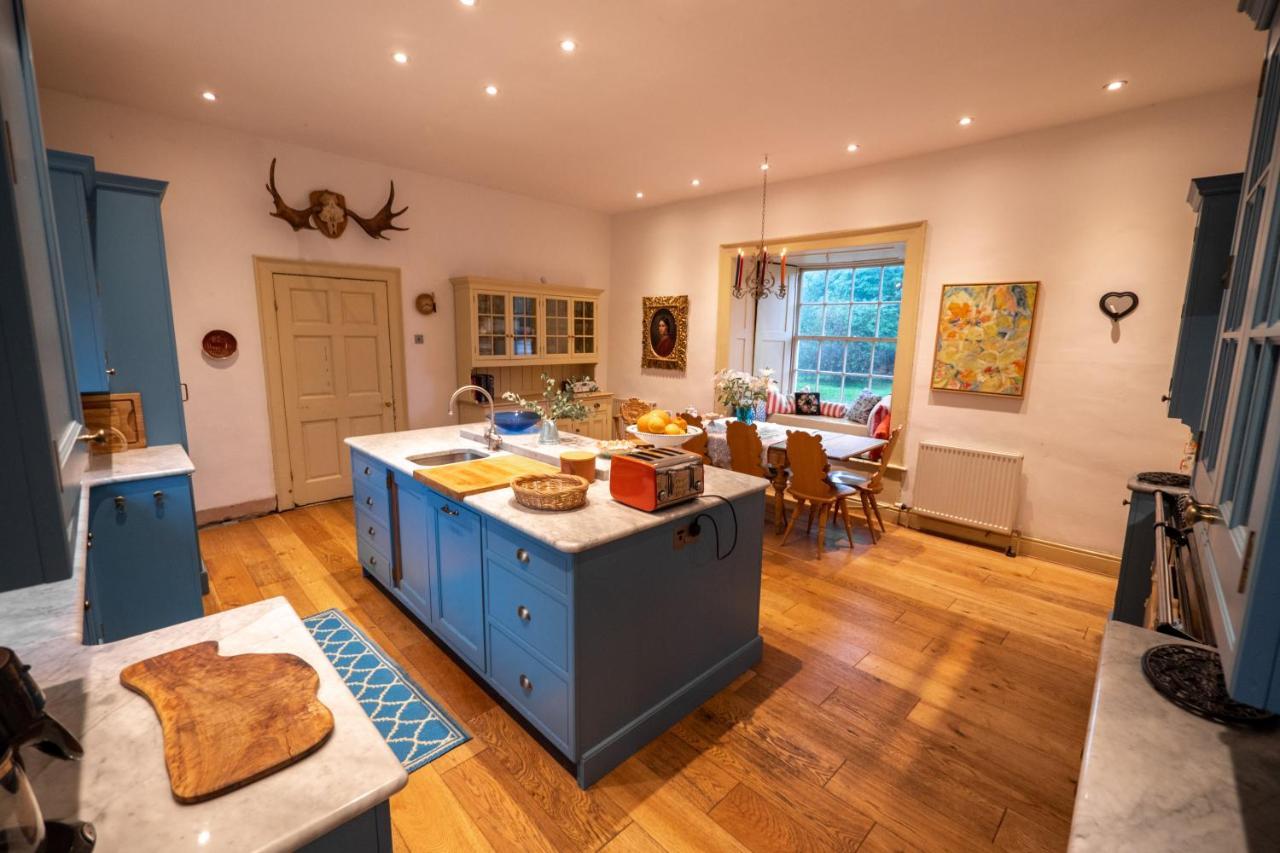 Sawcliffe Manor Country House With Spa, Free Parking, Catering, Self Checkin, Farmstay Scunthorpe Exterior photo
