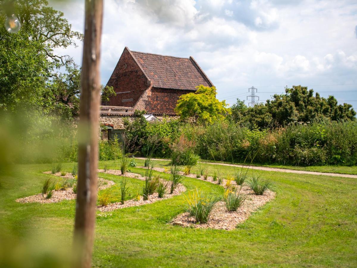 Sawcliffe Manor Country House With Spa, Free Parking, Catering, Self Checkin, Farmstay Scunthorpe Exterior photo