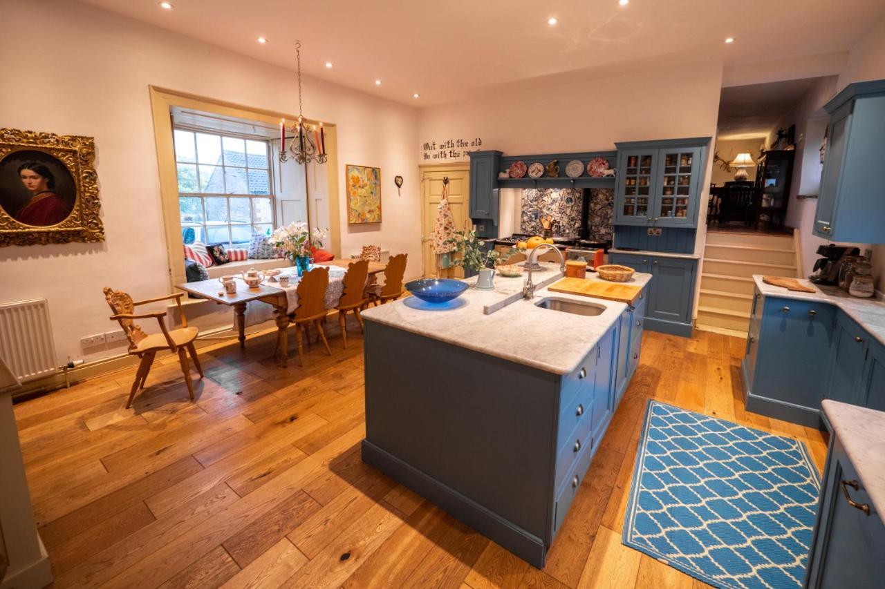 Sawcliffe Manor Country House With Spa, Free Parking, Catering, Self Checkin, Farmstay Scunthorpe Exterior photo