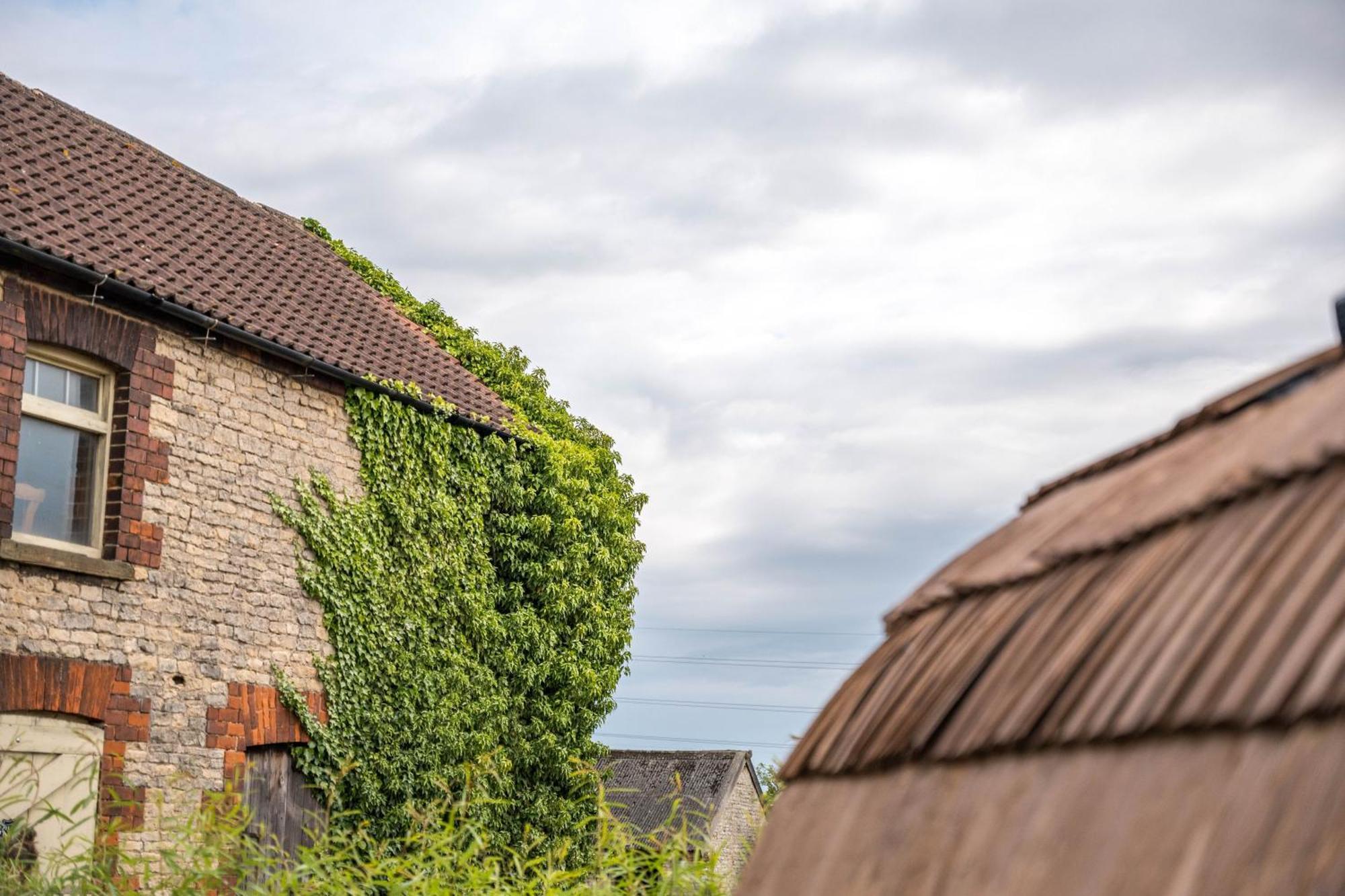 Sawcliffe Manor Country House With Spa, Free Parking, Catering, Self Checkin, Farmstay Scunthorpe Exterior photo